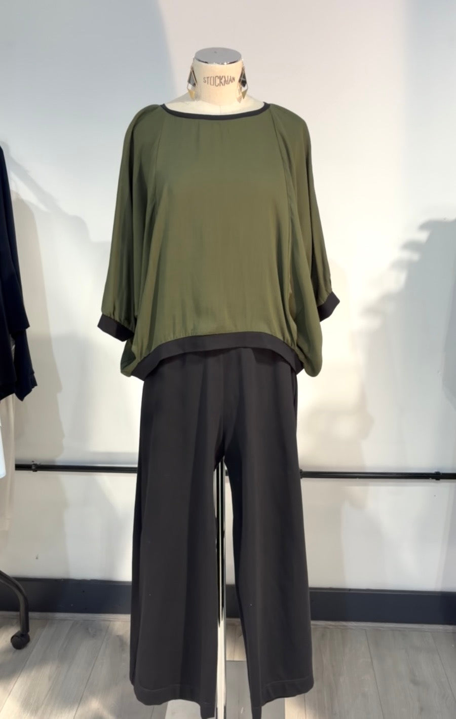 Short Sleeve Batwing Top