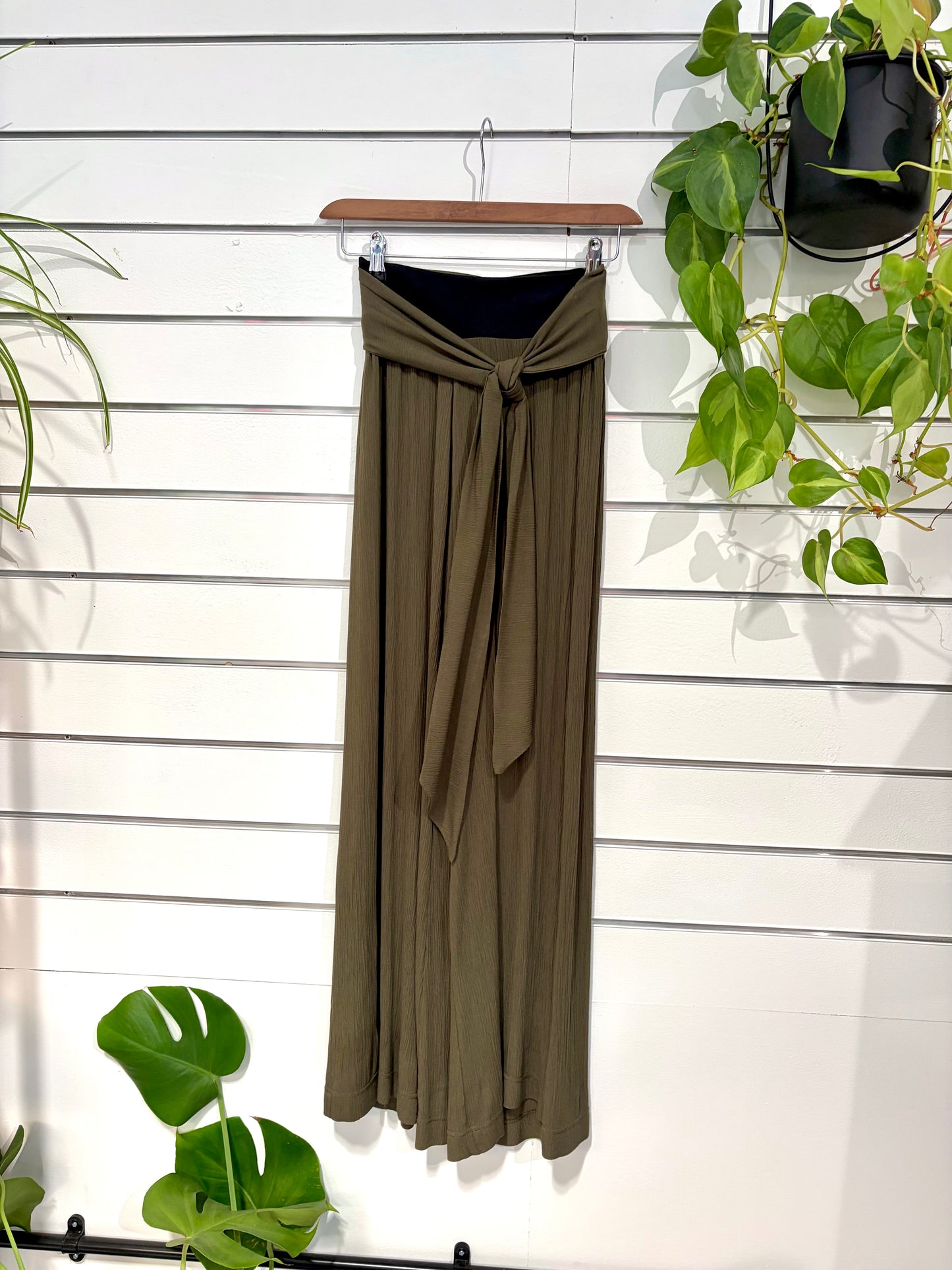 Crepe Wide Leg Trousers